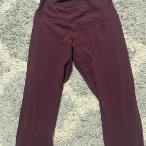 Lululemon Maroon aligns 25